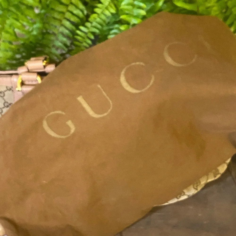 Gucci GG Canvas Scarlett Bag - Picture 9 of 11